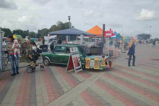 Žuvienės virimo čempionato akimirka Pamaryje